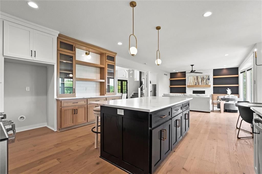 8222 NW 89th Street — photo 11