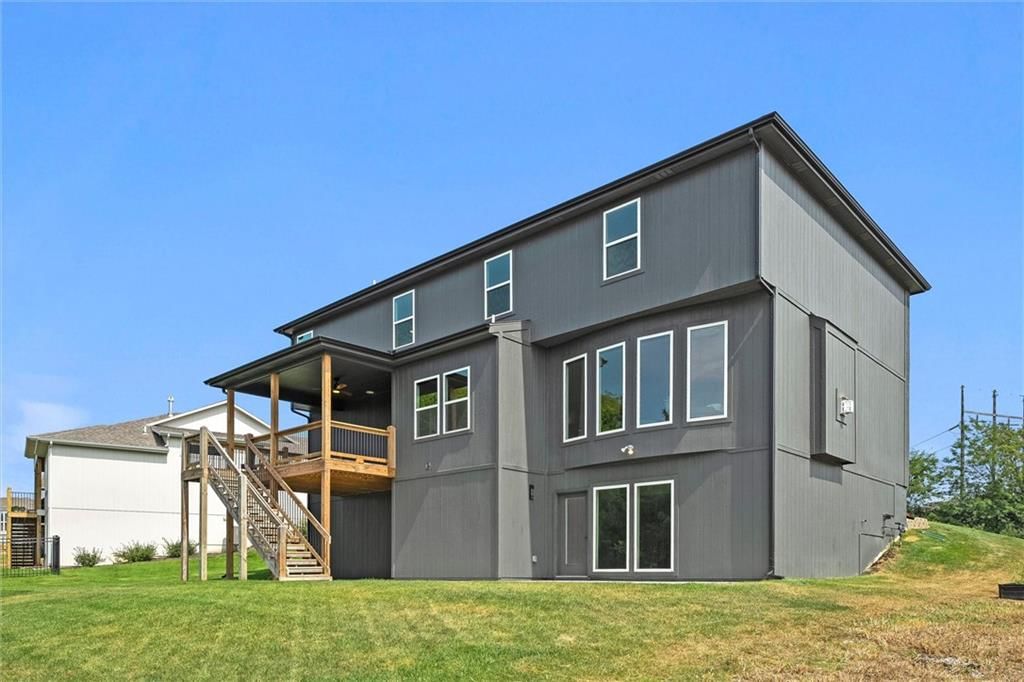 8222 NW 89th Street — photo 36