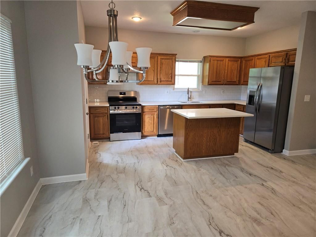 401 Kimberly Drive — photo 6