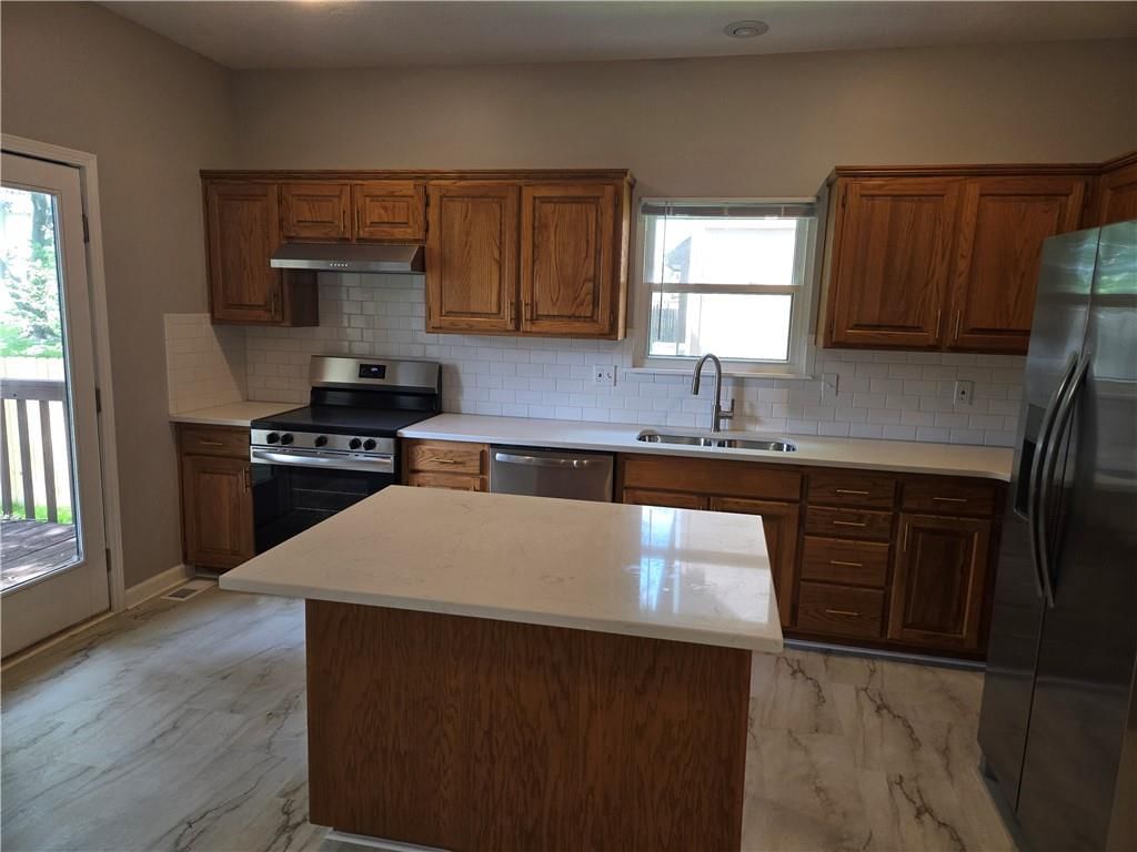 401 Kimberly Drive — photo 7