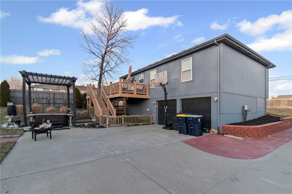 8202 N Antioch Road — photo 26