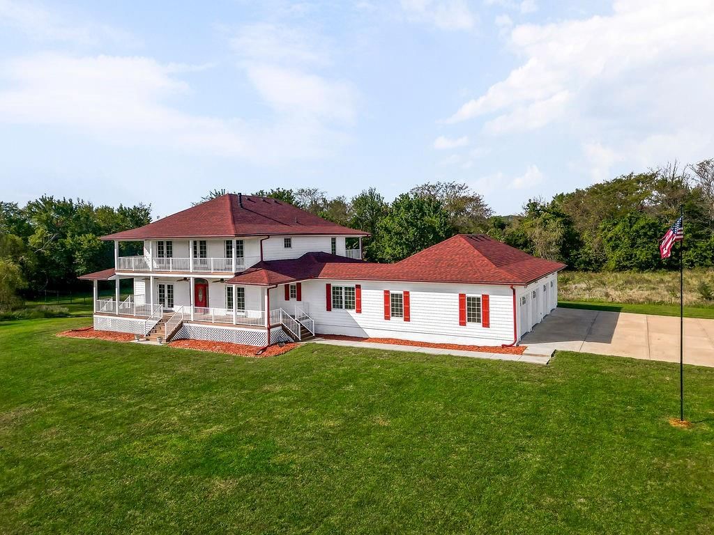 22960 Bedford Road — photo 12