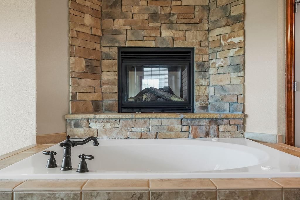22960 Bedford Road — photo 22