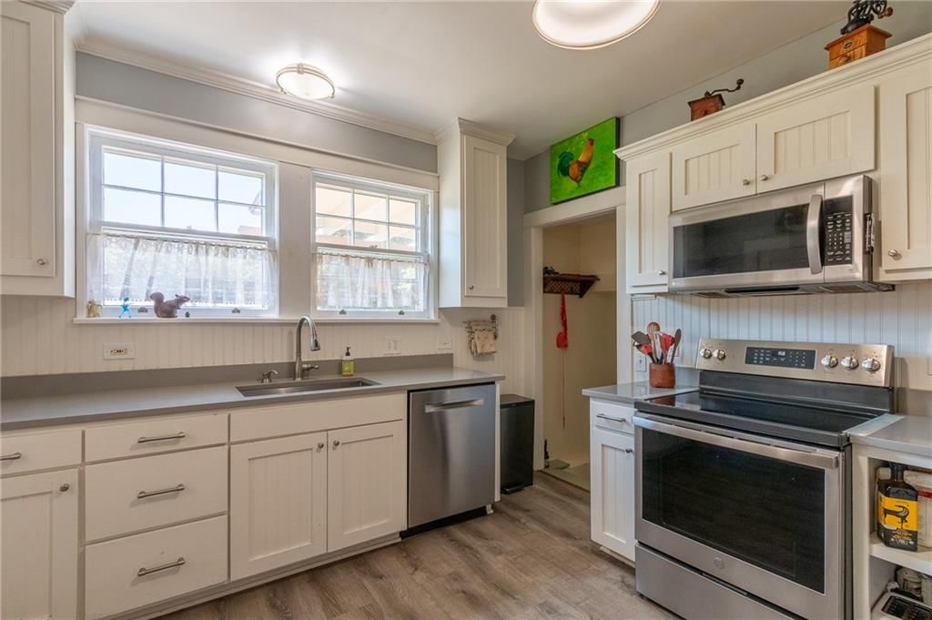 1215 W 4th Street — photo 31
