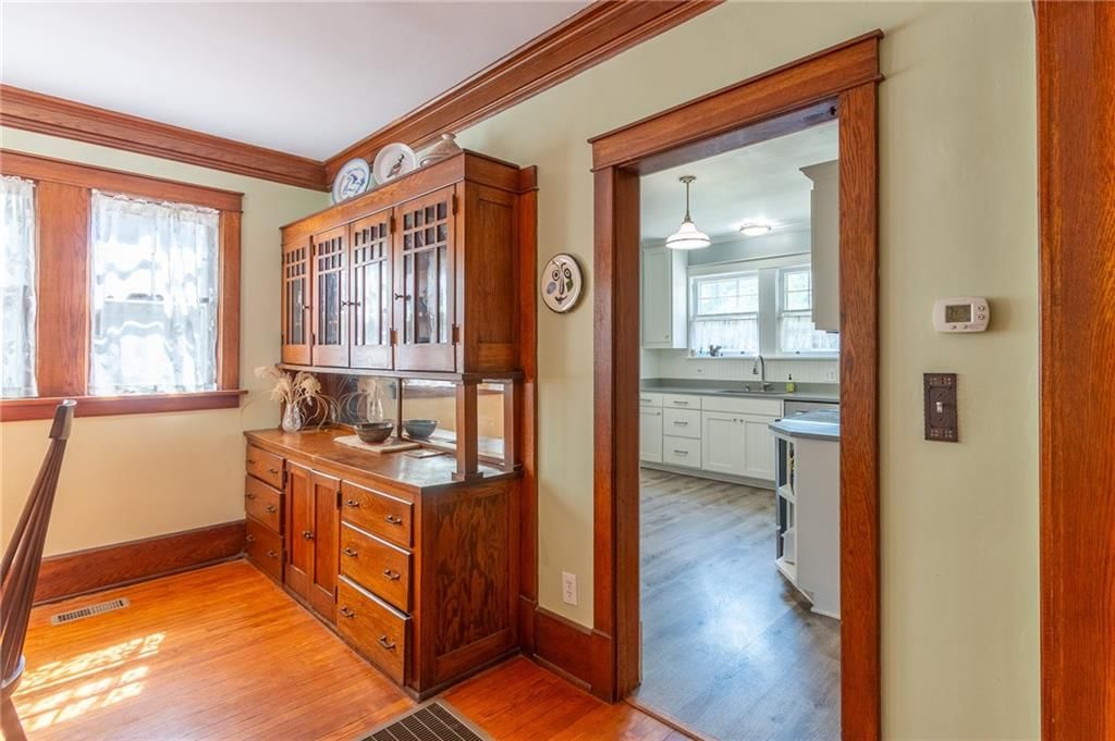1215 W 4th Street — photo 35