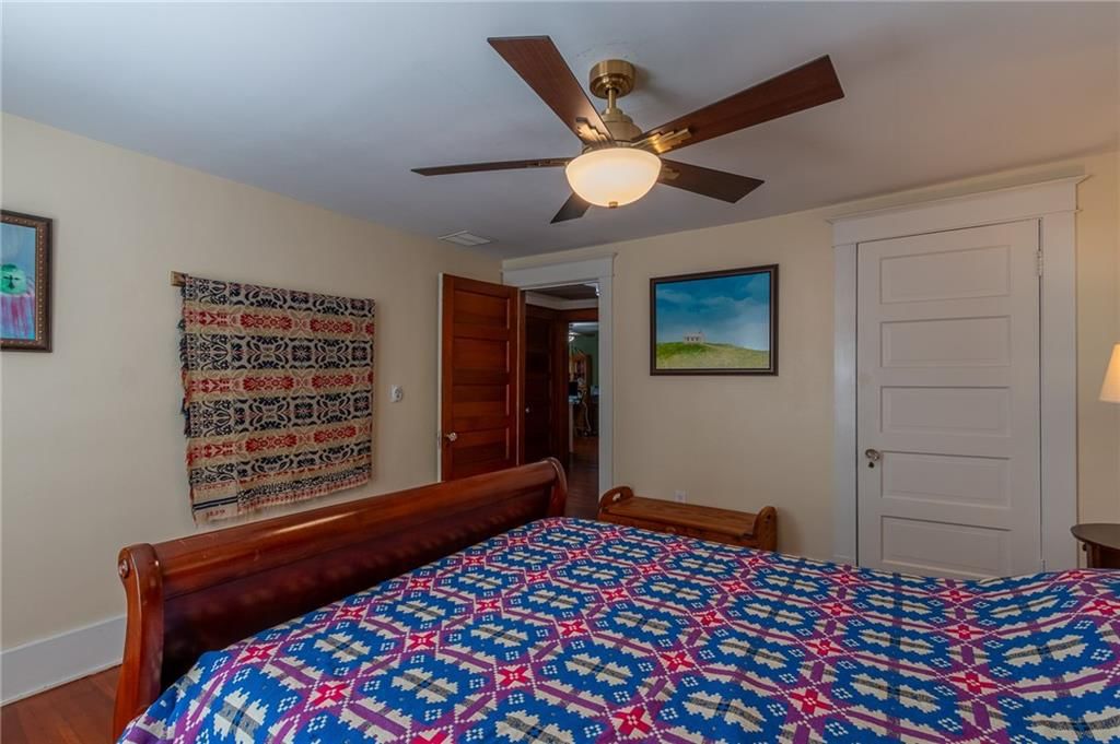 1215 W 4th Street — photo 56