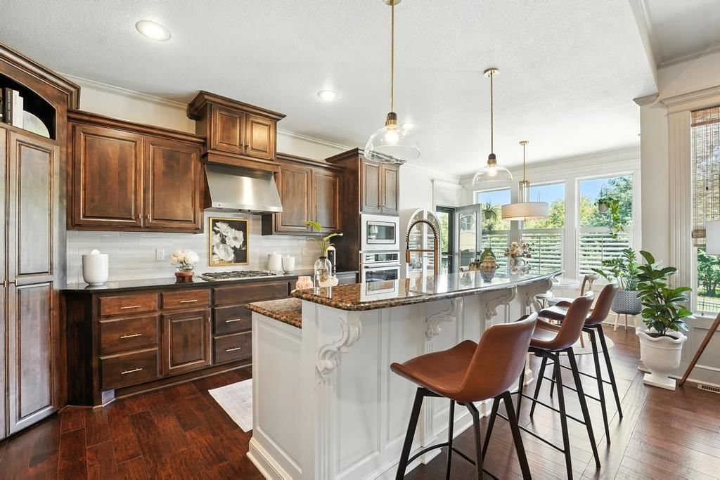 Photo 8 of 46 - 4407 SE Lariat Drive