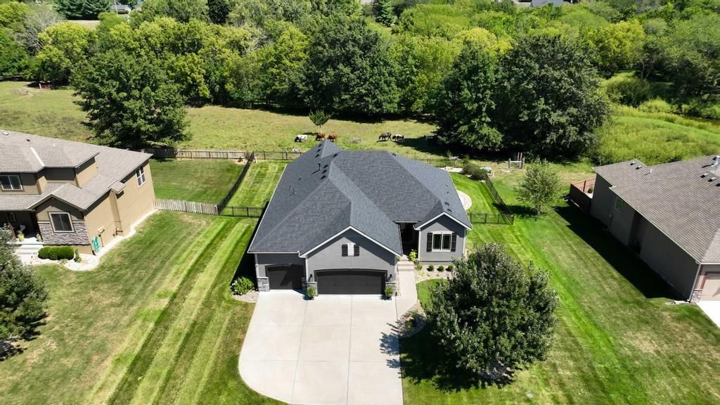 Photo 43 of 46 - 4407 SE Lariat Drive
