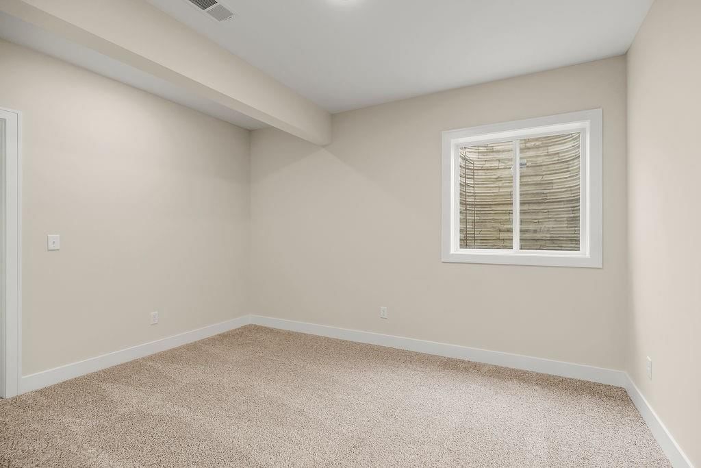8005 SE Hoot Owl Street — photo 30