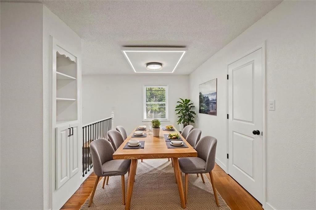 Photo 5 of 23 - 8711 Stark Avenue