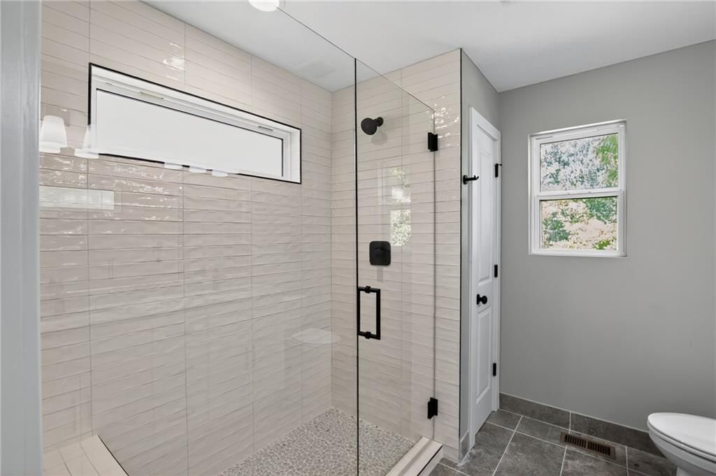 Photo 19 of 30 - 15508 Kay Avenue