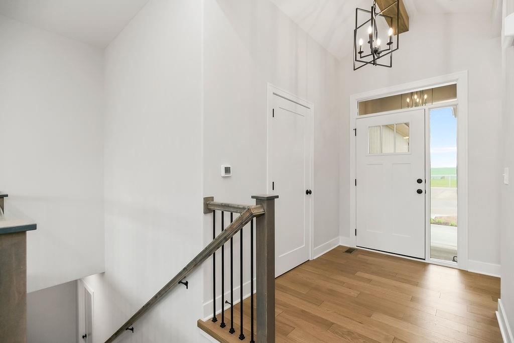 620 Jensen Court — photo 2