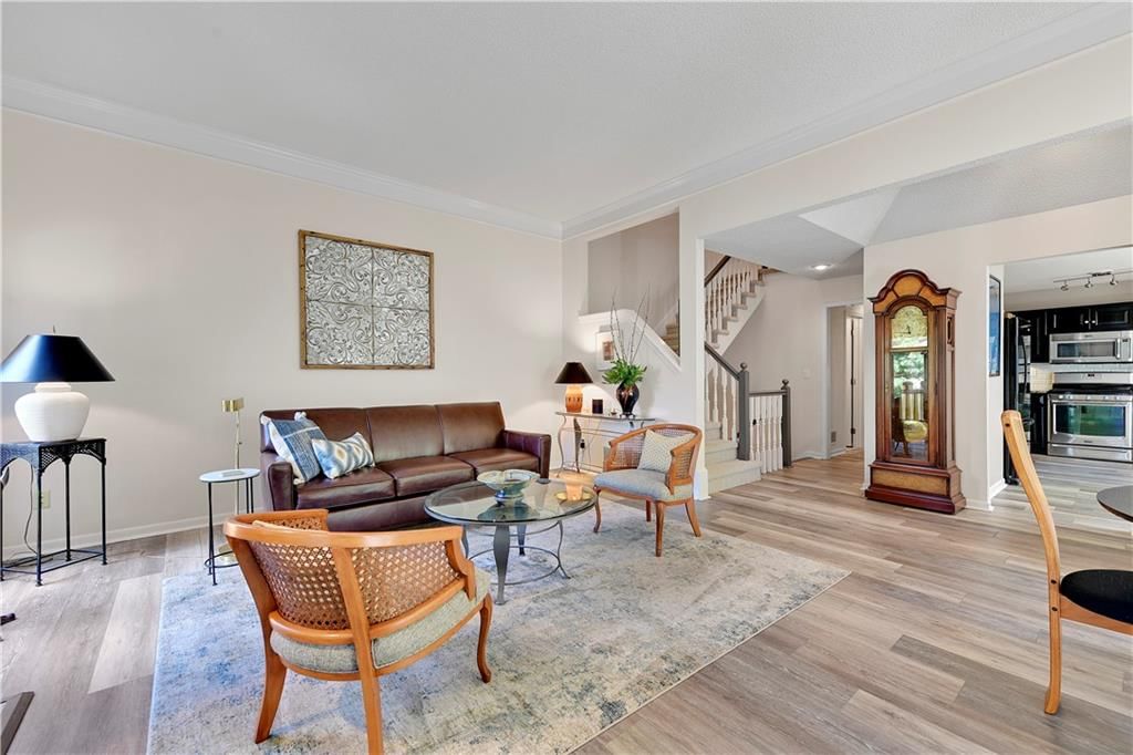 12656 Barkley Street — photo 8
