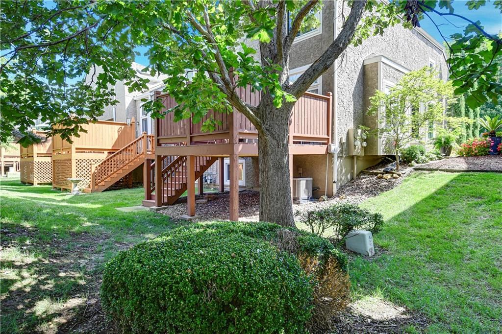 12656 Barkley Street — photo 32