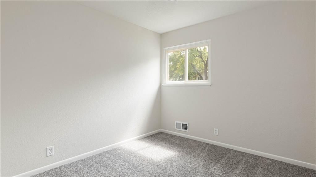 1708 NE 67TH Place — photo 11