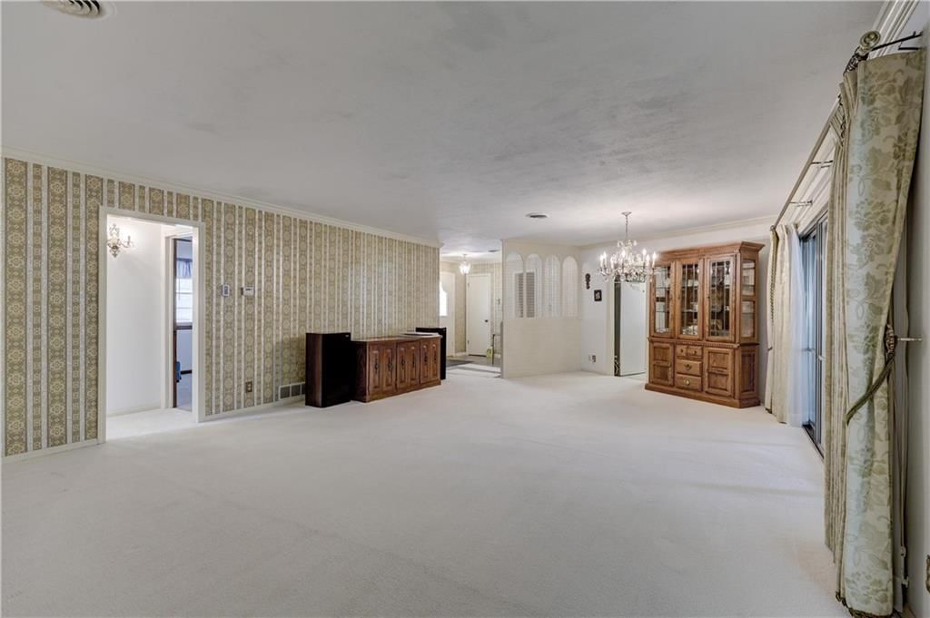 710 Village Drive — photo 5