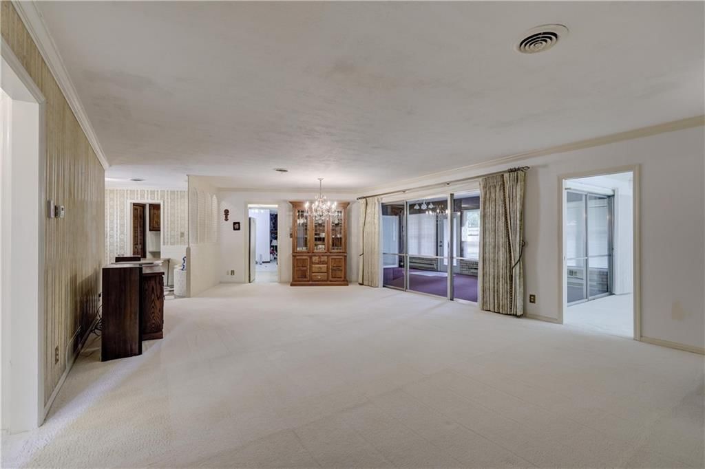 710 Village Drive — photo 6