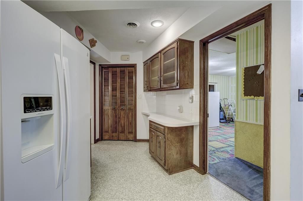 710 Village Drive — photo 16
