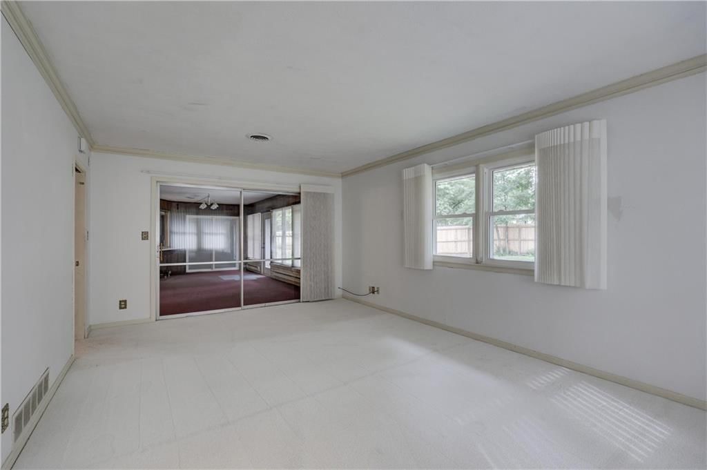 710 Village Drive — photo 25