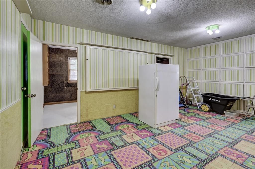 710 Village Drive — photo 26