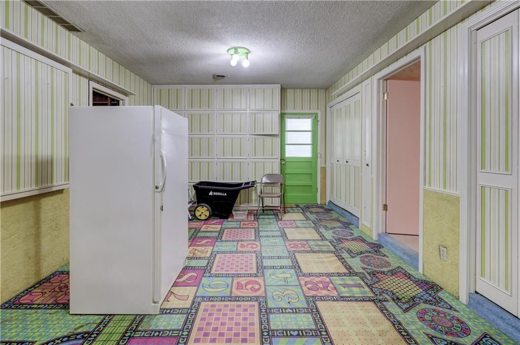 710 Village Drive — photo 27