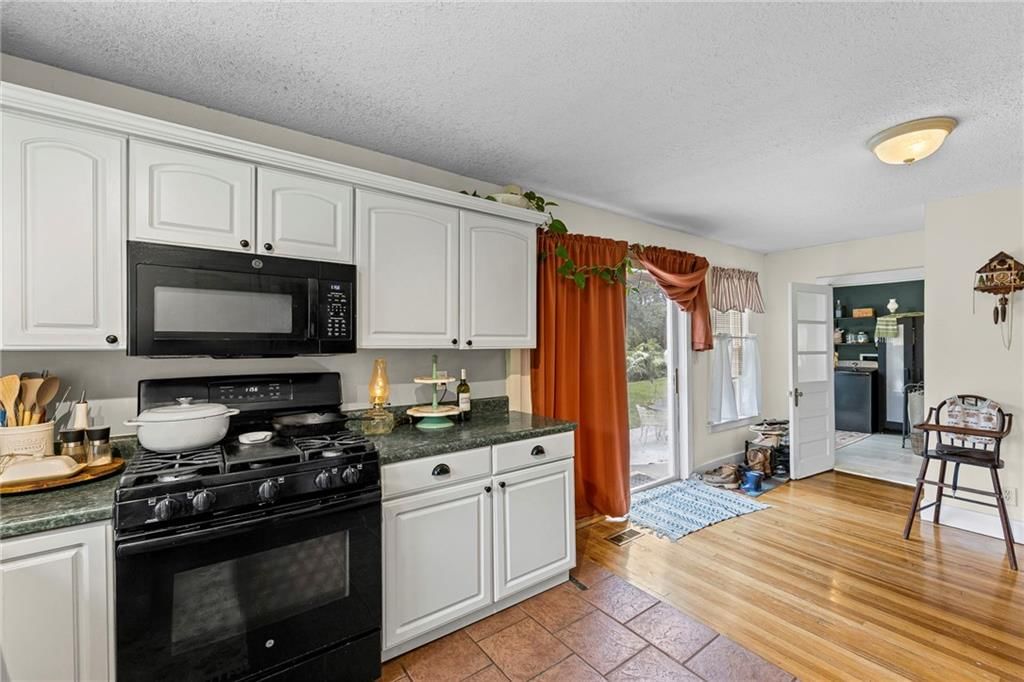 339 S Cherry Street S — photo 15
