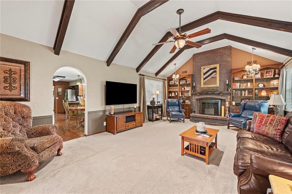 1202 Southwind Drive — photo 9