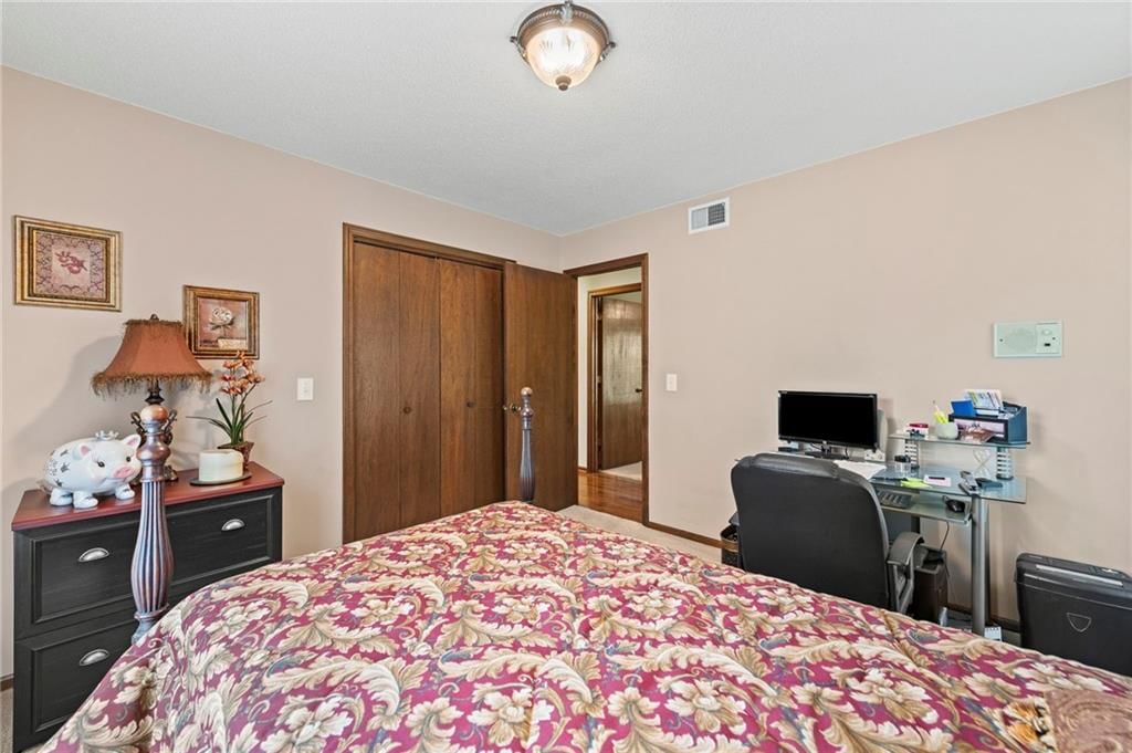 1202 Southwind Drive — photo 34
