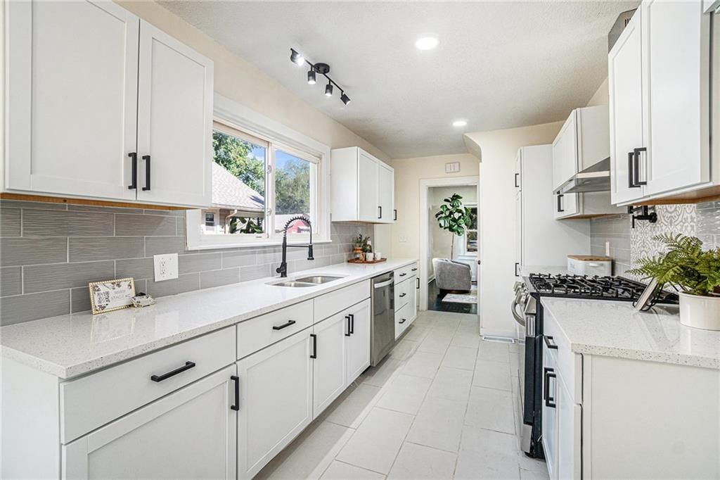 5630 Woodland Avenue — photo 7