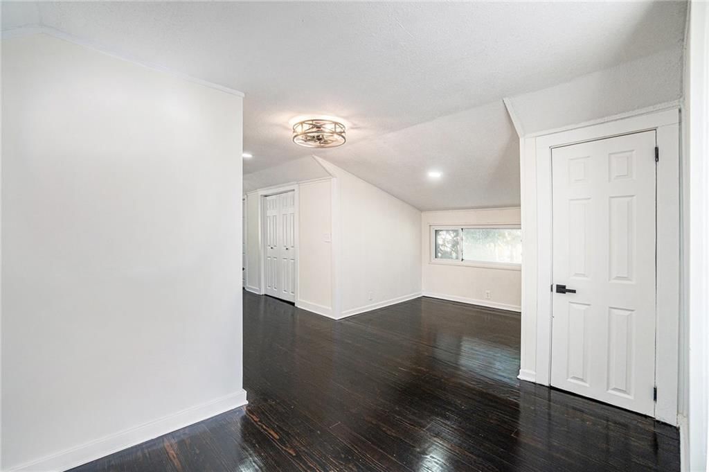 5630 Woodland Avenue — photo 14