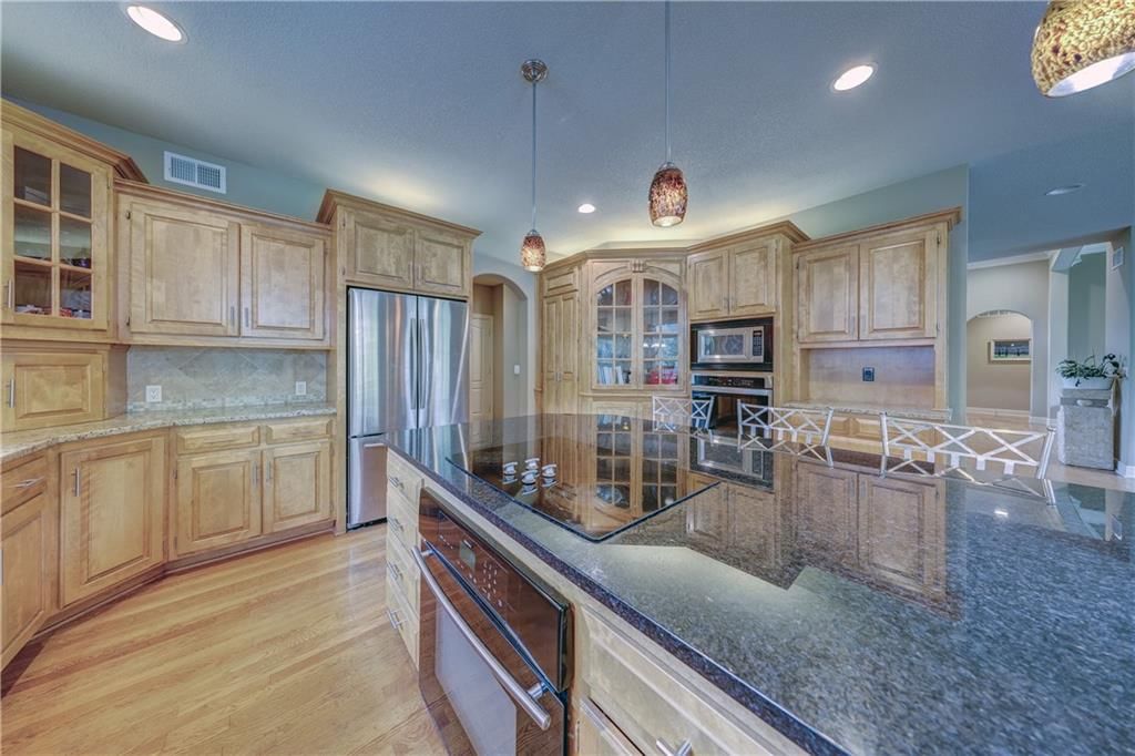 20415 W 88th Terrace — photo 4