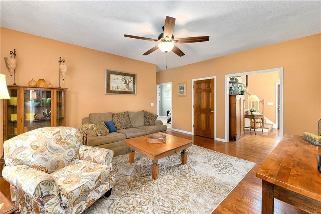23338 Kissinger Road — photo 14
