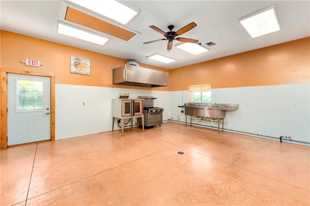 23338 Kissinger Road — photo 64