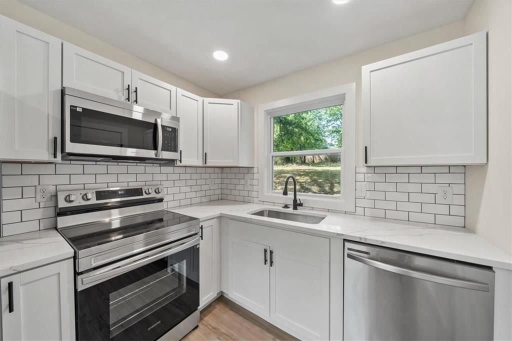 5002 Skiles Avenue — photo 8
