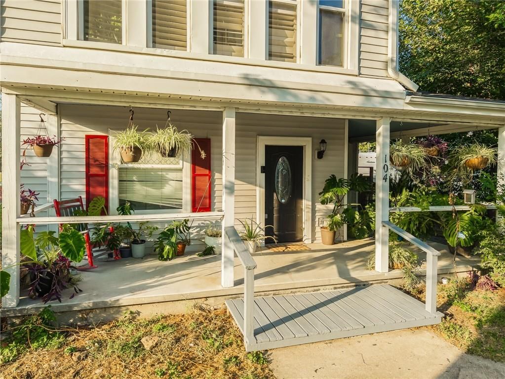 104 W Pine Street — photo 4