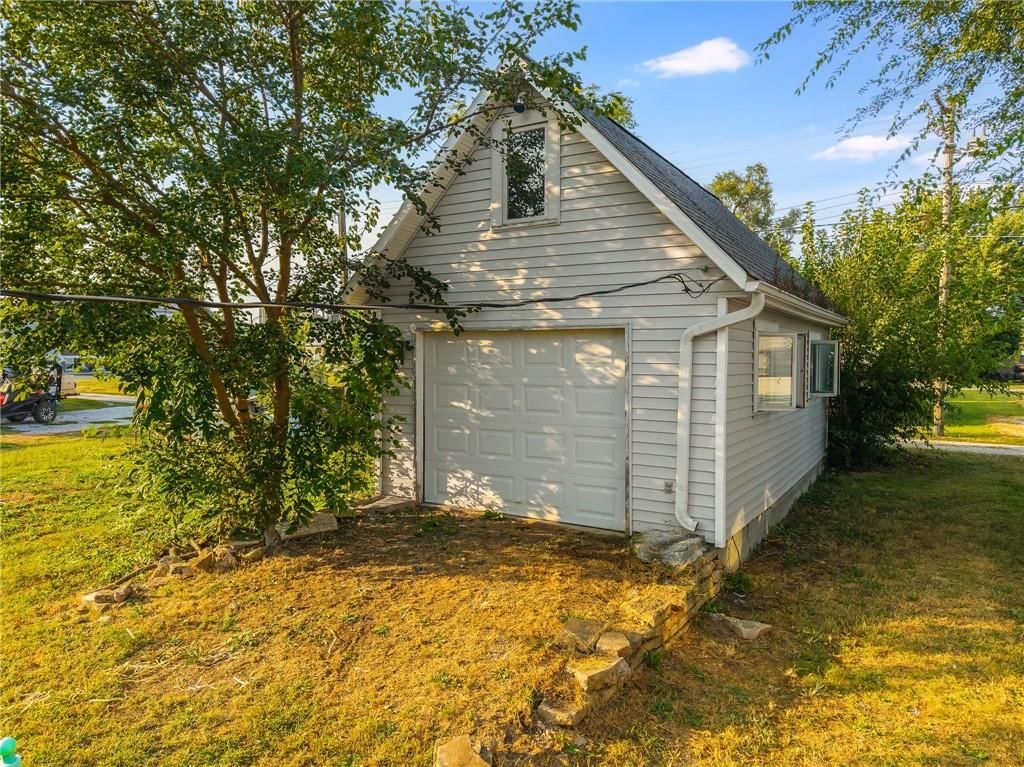 104 W Pine Street — photo 7
