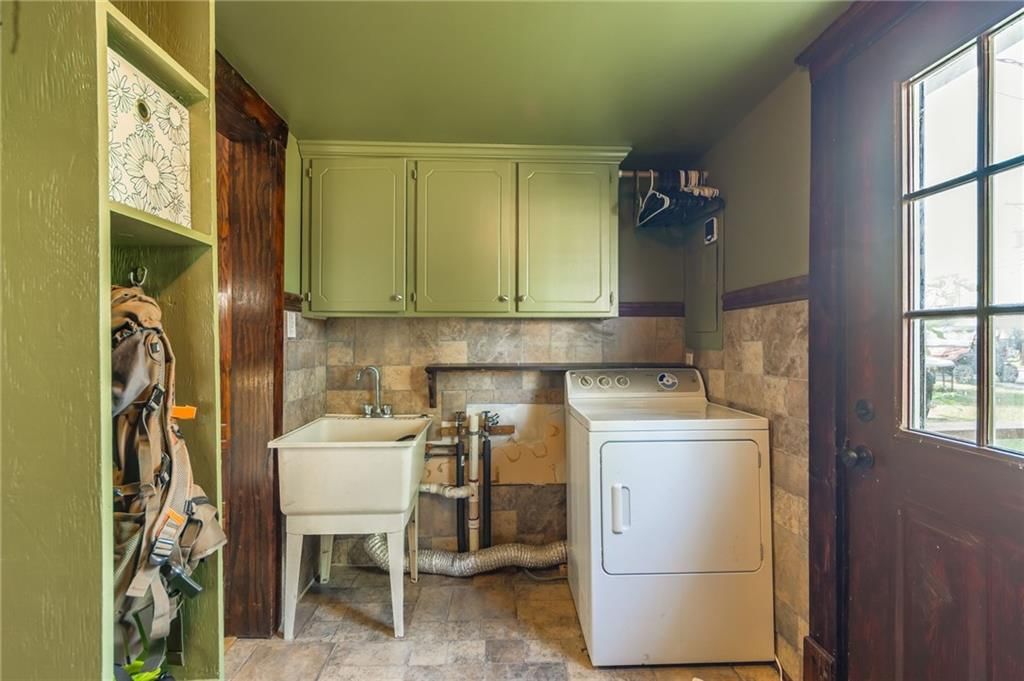 104 W Pine Street — photo 22