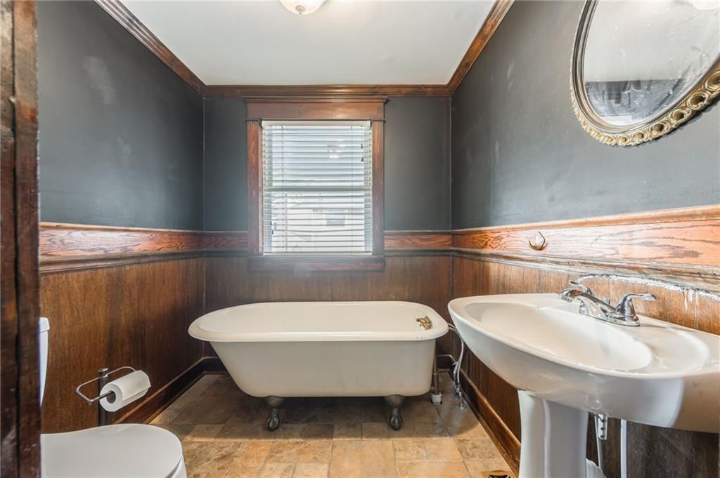 104 W Pine Street — photo 25