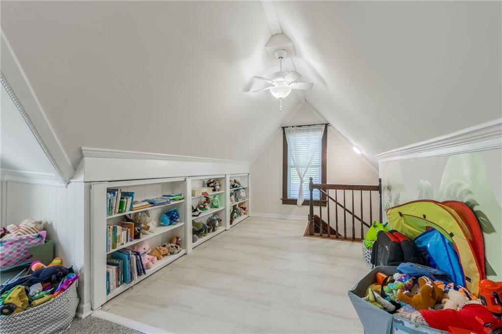 104 W Pine Street — photo 37