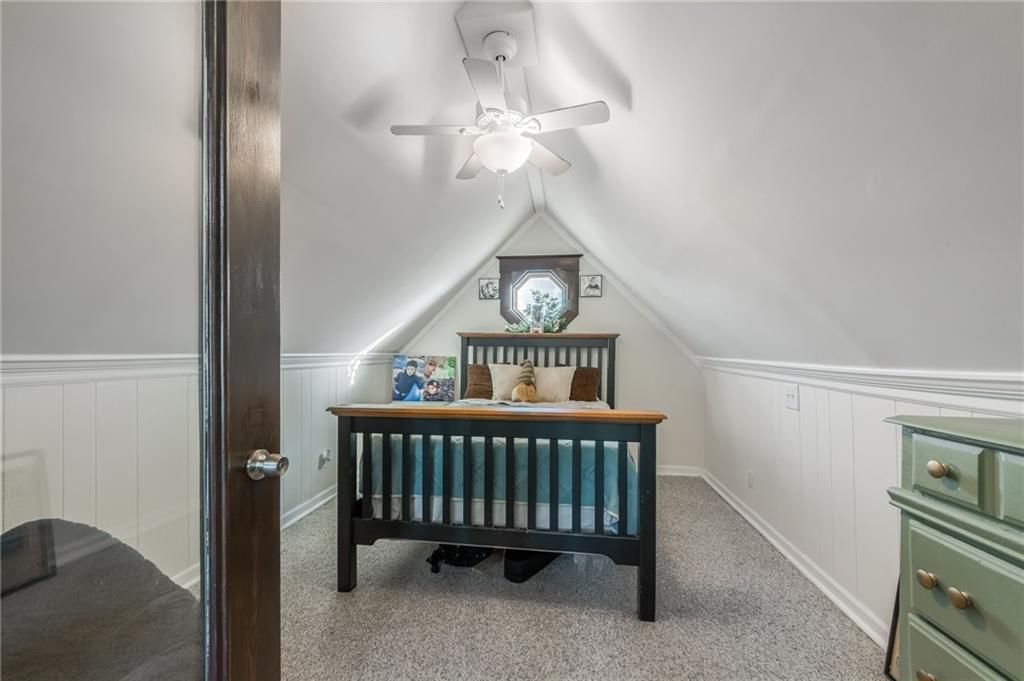 104 W Pine Street — photo 39