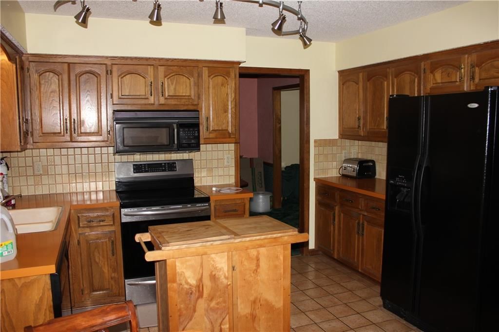 Photo 3 of 22 - 439 Persimmon Drive