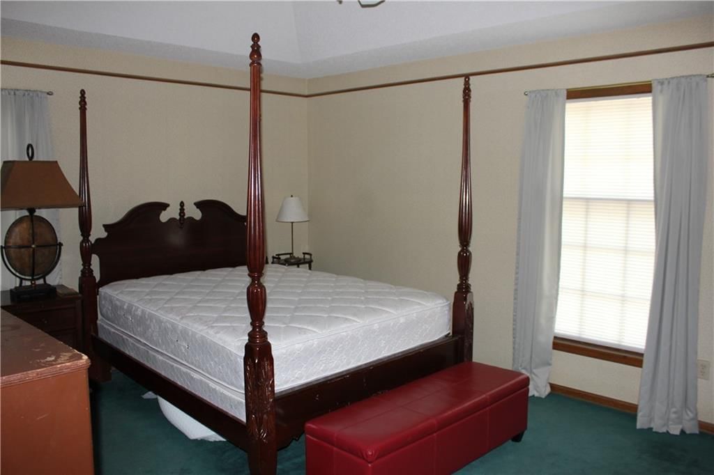 Photo 8 of 22 - 439 Persimmon Drive