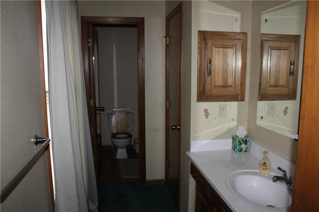Photo 9 of 22 - 439 Persimmon Drive