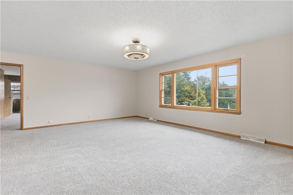 610 NW North Shore Drive — photo 5