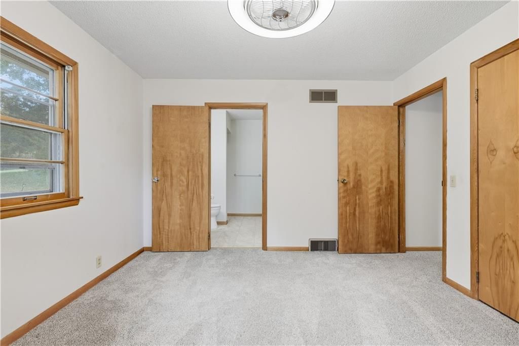 610 NW North Shore Drive — photo 22