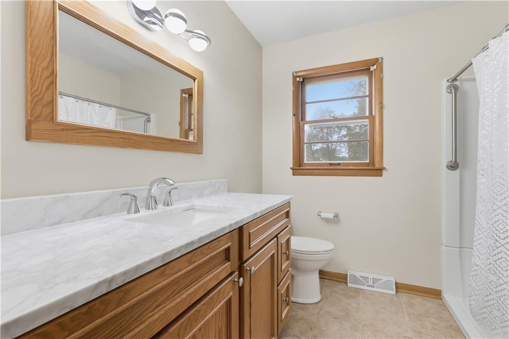 610 NW North Shore Drive — photo 26