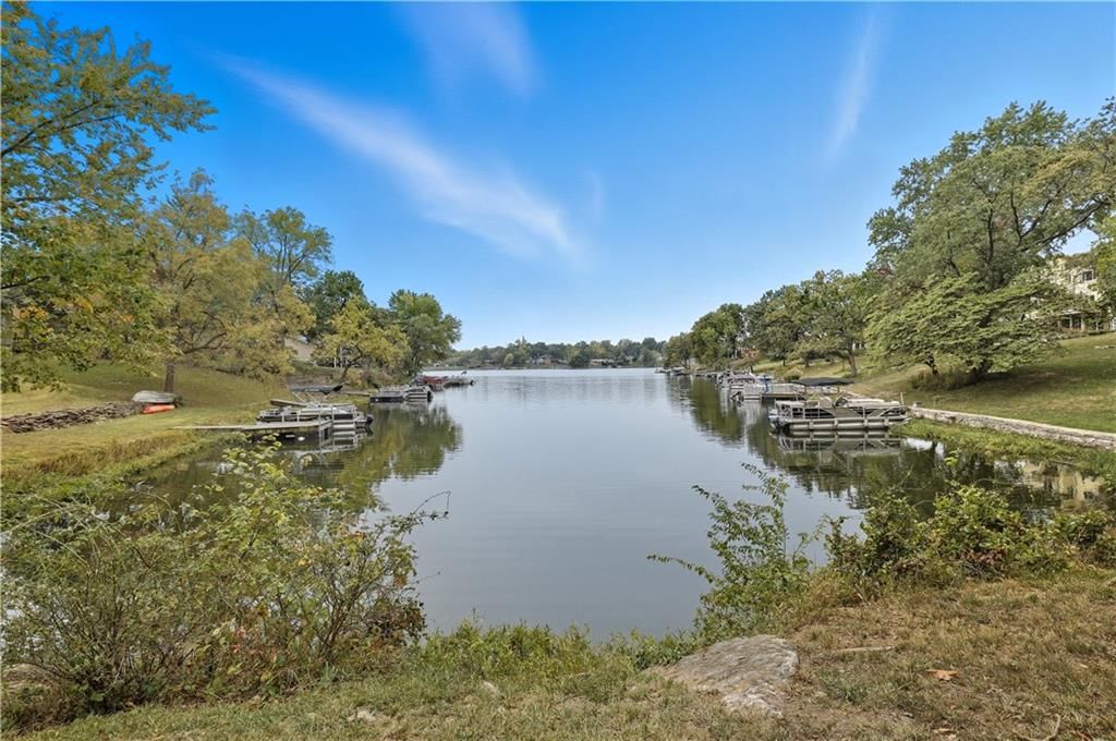 610 NW North Shore Drive — photo 33