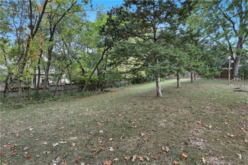 610 NW North Shore Drive — photo 37