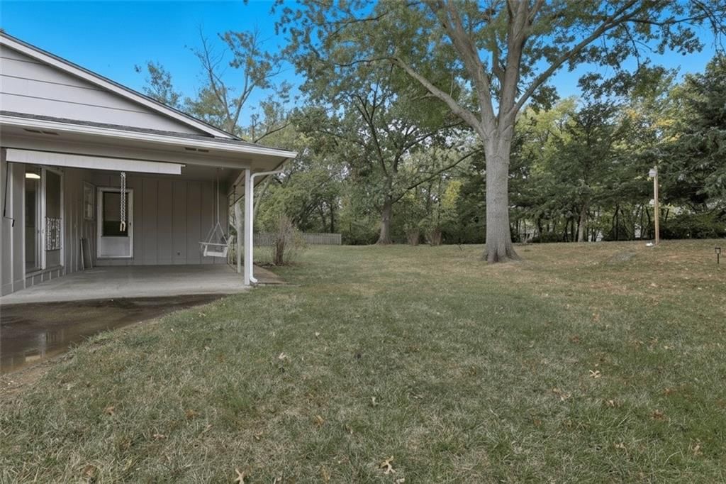 610 NW North Shore Drive — photo 43