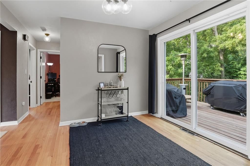 6708 N Grand Avenue — photo 13